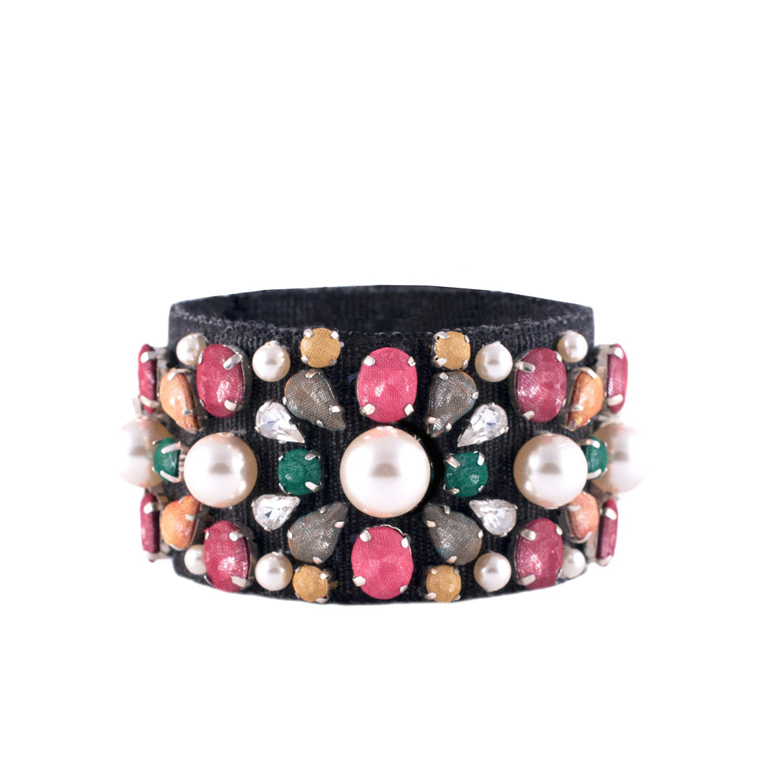 Candy multicoloured silk veil bracelet with pearls.