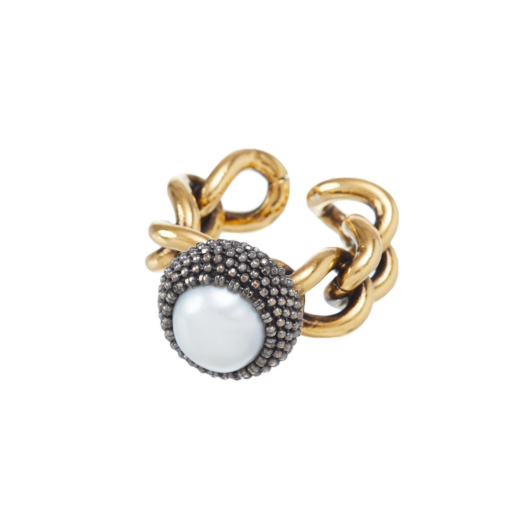 Gold metallic pearl ring.