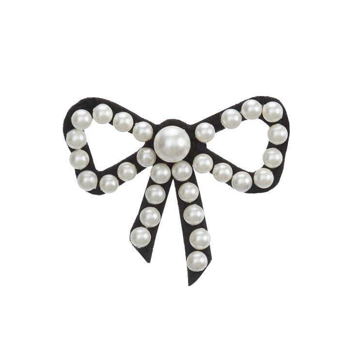 All pearls bow brooch/pendant.