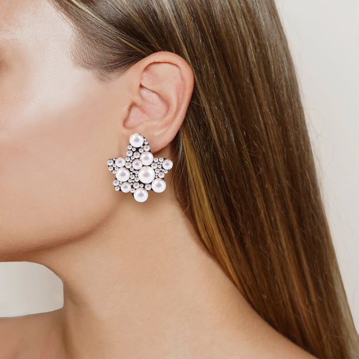 Water Lily Pearls Earrings